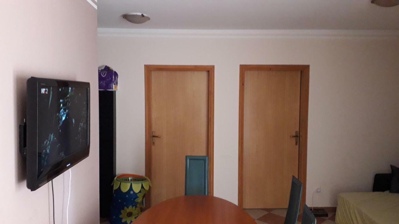 Vodice-Srima Apartment Ngoại thất bức ảnh