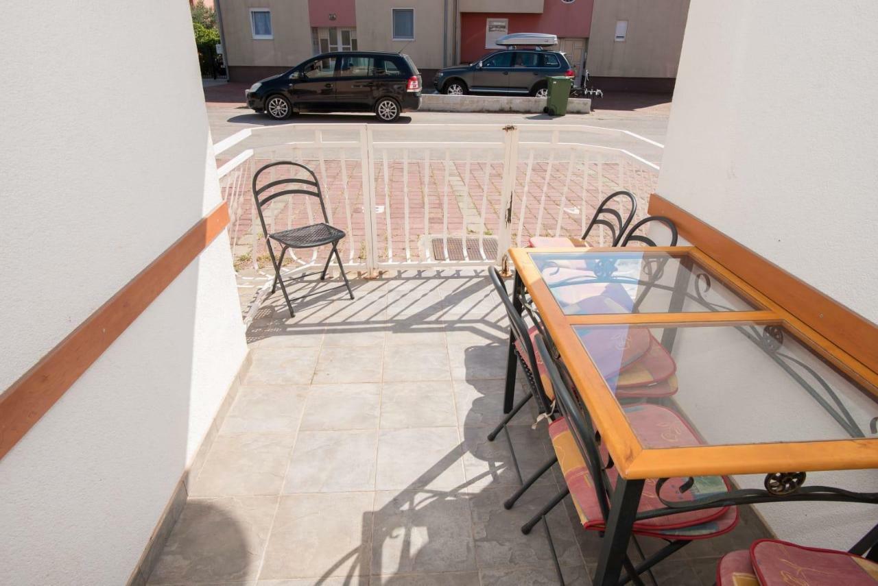 Vodice-Srima Apartment Ngoại thất bức ảnh